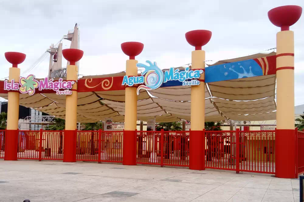 entrance-isla-magica-sevilla