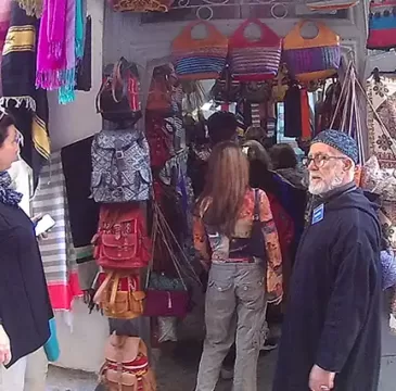 Cómo hacer 1 viaje a Marruecos desde Sevilla Las mejores formas de llegar a Marruecos desde Sevilla y lo que hay que saber antes de ir